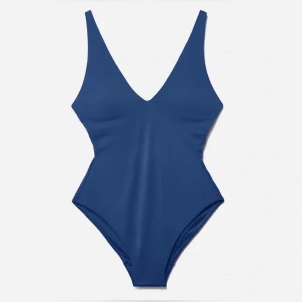 Everlane Renew One-Piece Swimsuit — Medium